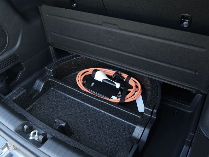 Kia e-Niro underfloor tray for charging cable