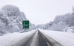 Snow conditions on the road - perfect for winter tyres