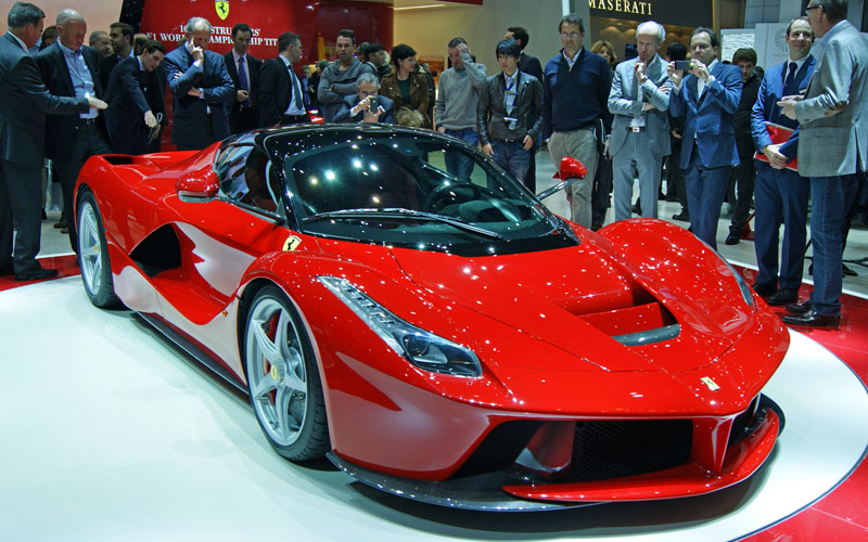 1029_Ferrari_LaFerrari_Geneva_Motor_Show