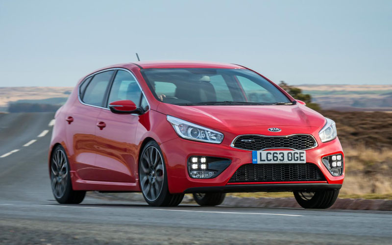 Kia_ceed_GT_review_action2