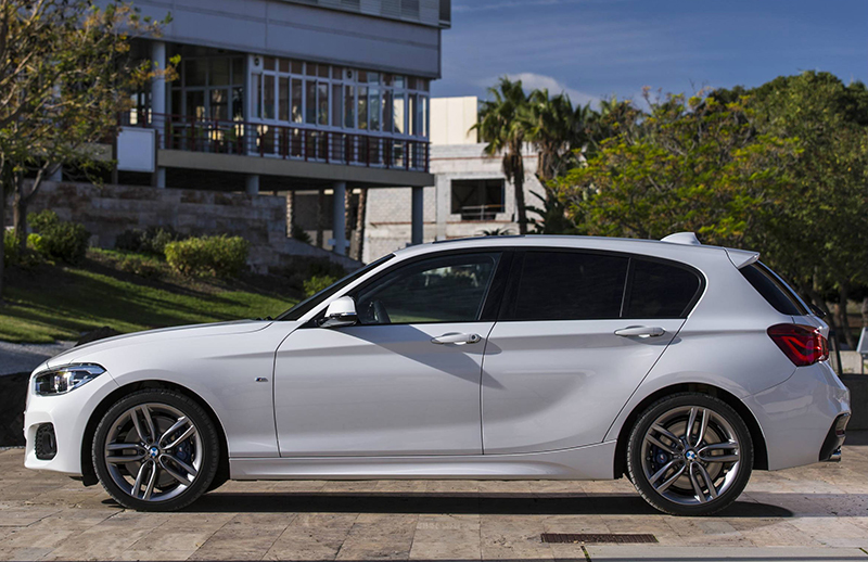 New BMW 1 Series Side View 20151