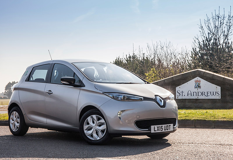 697_Renault chosen for biggest all electric car club in Scotland 65545