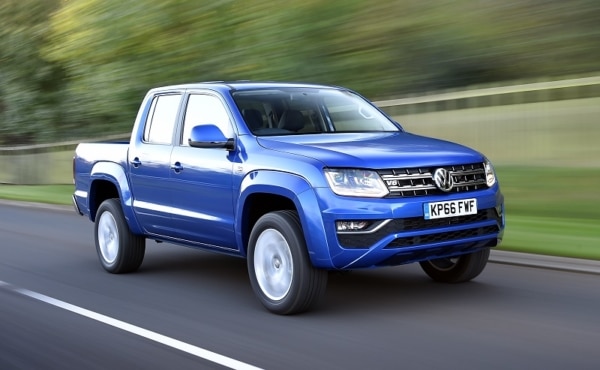 VW Amarok Aventura 2017 dynamic