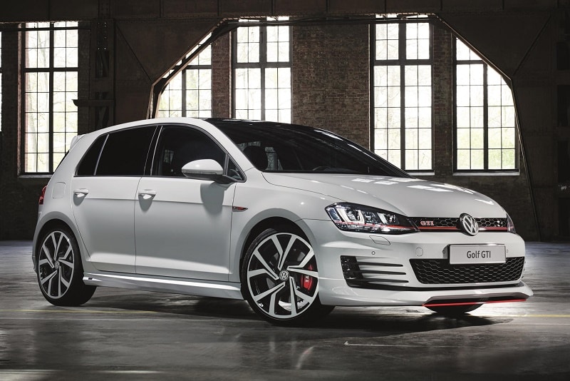 VW Performance Golfs and Oettinger GTI front
