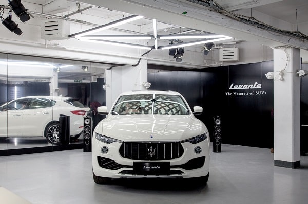 Maserati Levante S spotlight