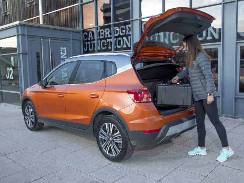 SEAT Arona review loading the boot