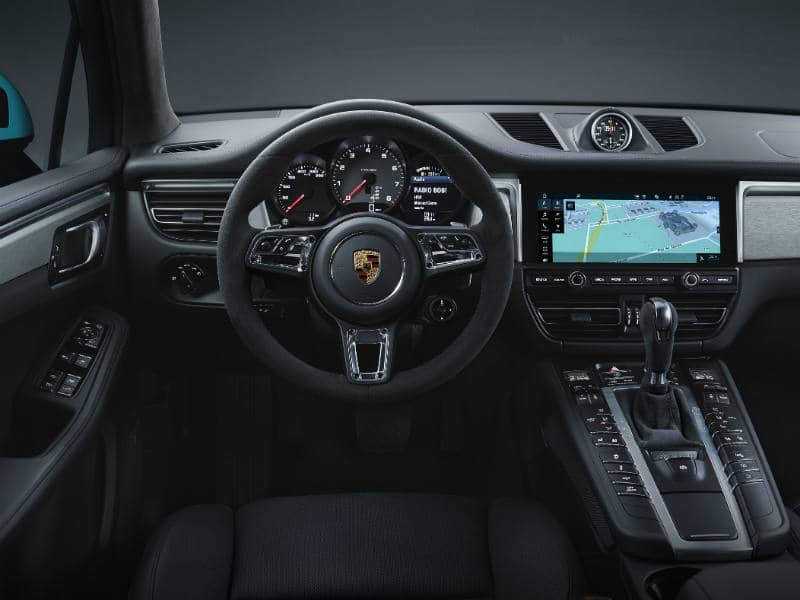 Updated Porsche Macan new interior