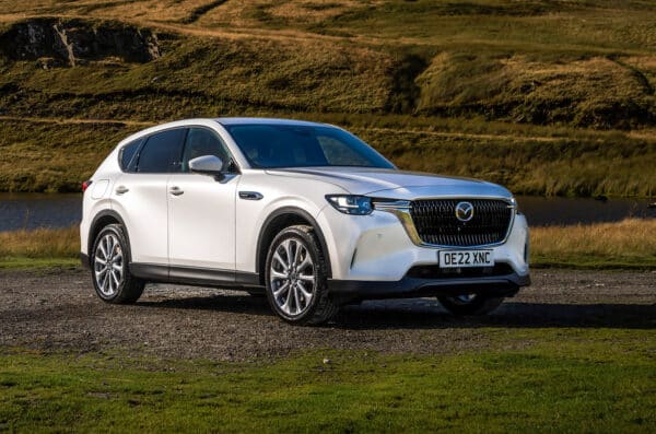221102mazdacx60a