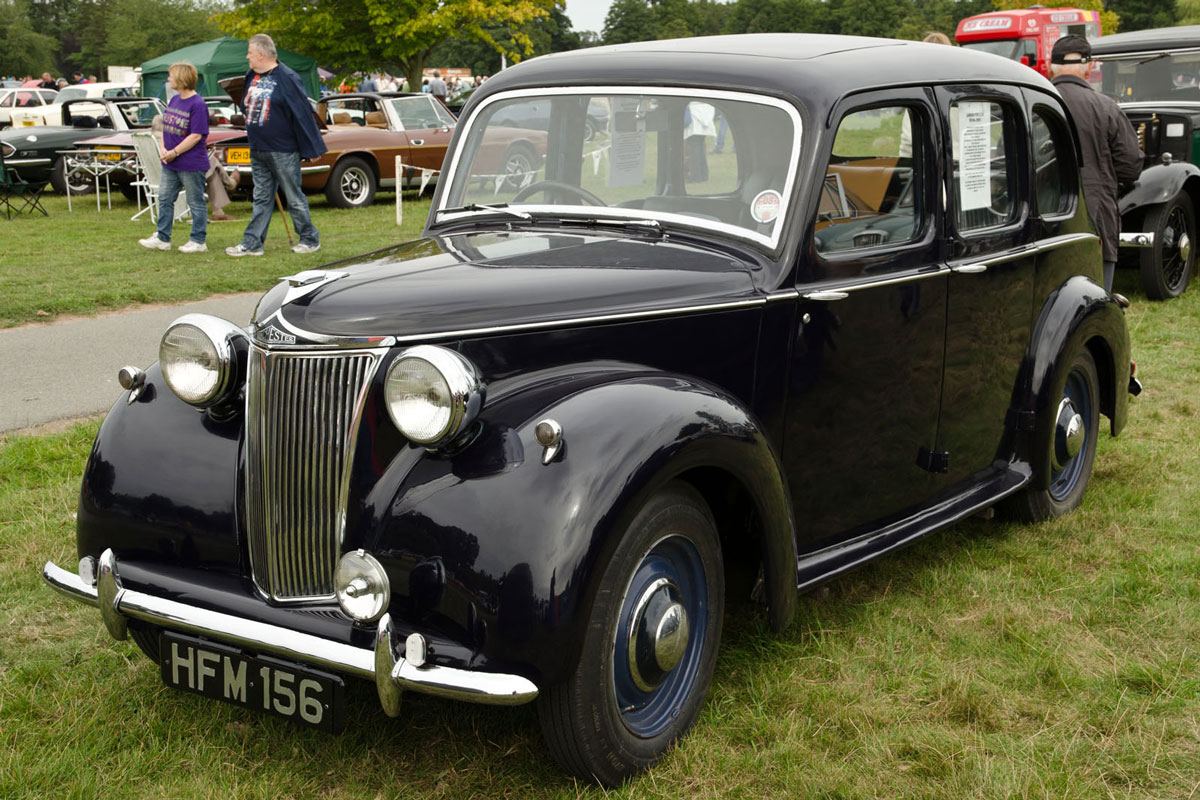 1947 lanchester ld10 with briggs body