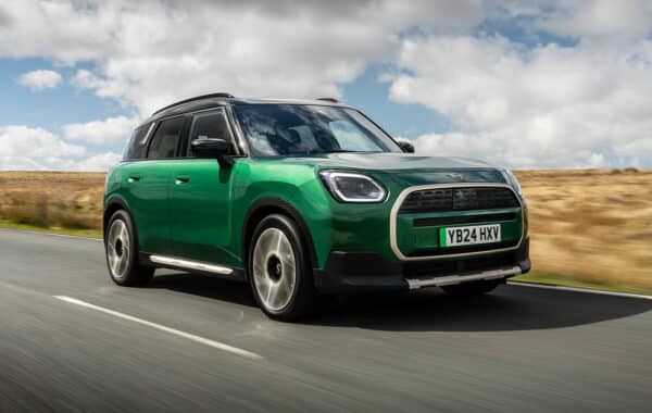 240802 mini countryman 01
