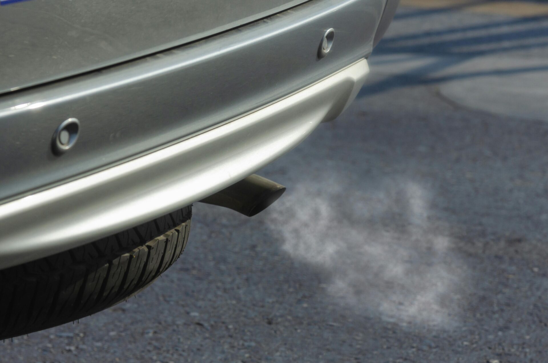 Exhaust pipe Pexels