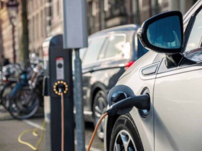 Monta partners with Octopus Electroverse for fleet and workplace charging Geotab EV battery health