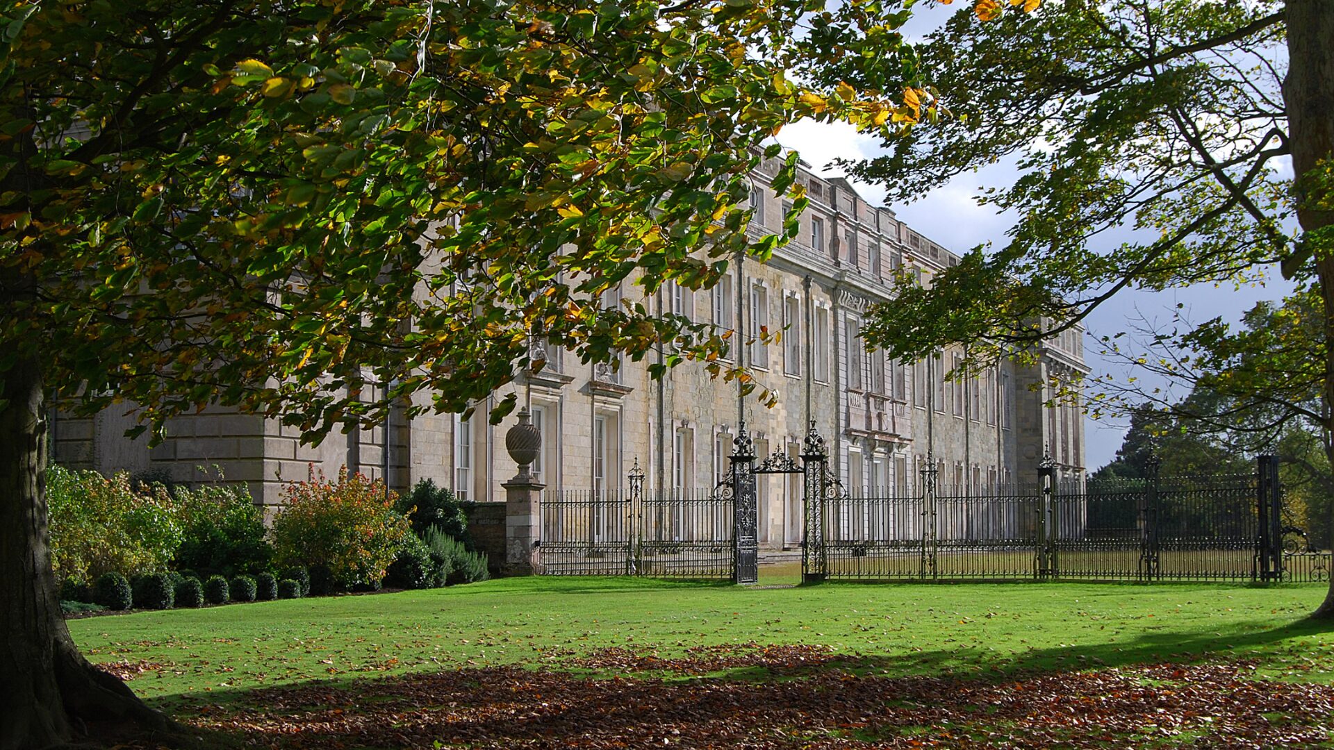 Petworth House EV