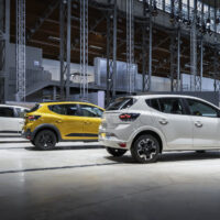 Dacia updates Sandero, Sandero Stepway and Jogger with new design, tech and hybrid powertrain options Sandero&Jogger 003