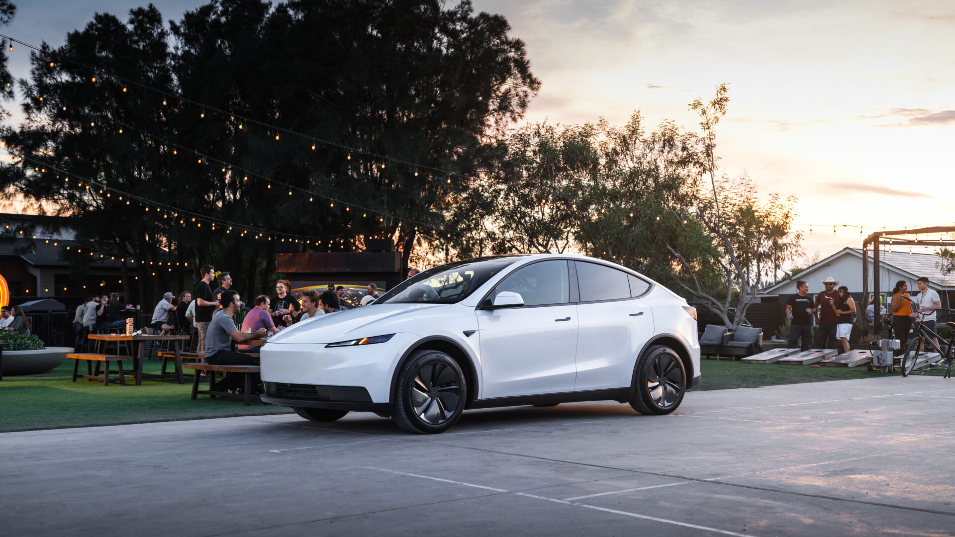 Tesla launches entry-level Model Y Standard, priced from £41,990 | Business Motoring