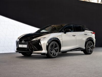 Lexus RZ