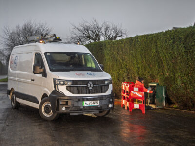 23376-renault-virgin-o2-001