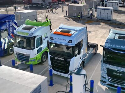 Fleete opens commercial vehicle charging hub at the Port of Tilbury Fleete-Opens-Port-of-Tilbury-eHGV-charing-hub-4-e1772108839692