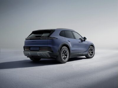 Porsche adds £100k Cayenne S Electric to its range S26_0104_a3_rgb