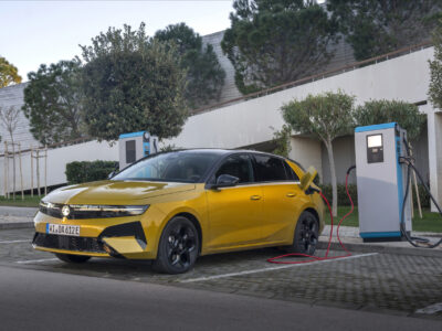 Vauxhall equalises pricing between Astra EV, PHEV and hybrid VauxhallAstraPlug-inHybrid-charging