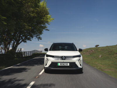Scenic E-Tech becomes third Renault to qualify for £3,750 ECG Renault Scenic ECG