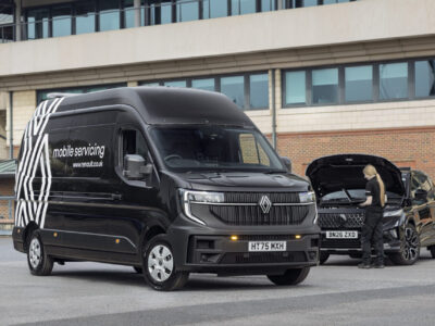 Renault UK rolls out mobile servicing vans for fleet customers 23517 mrwp0057