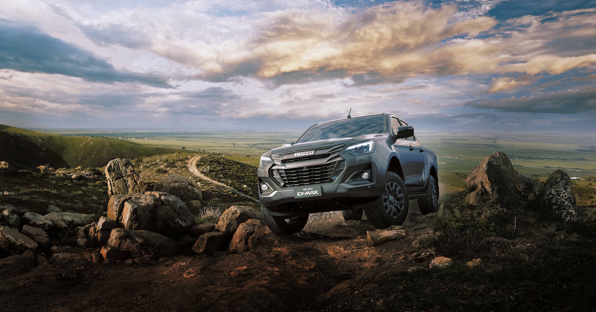 5221 26my isuzu d max 22 v cross double cab 1