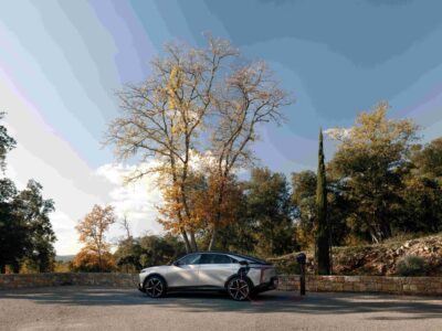 DS No 8 gains Plug & Charge, optional 22kW on-board charger DS Plug & Charge