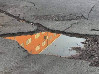 Potholes 1000px