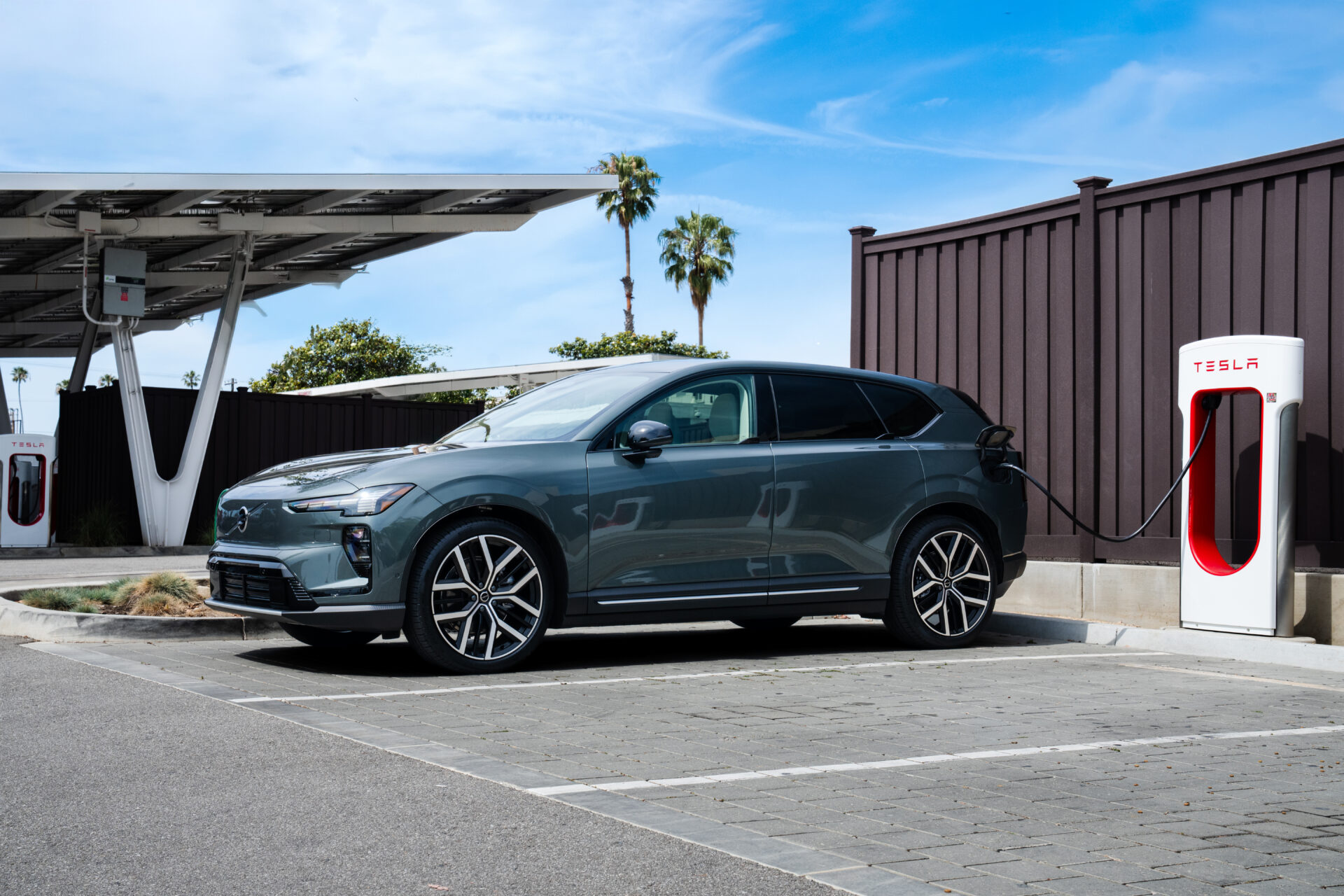 Volvo Tesla Supercharger