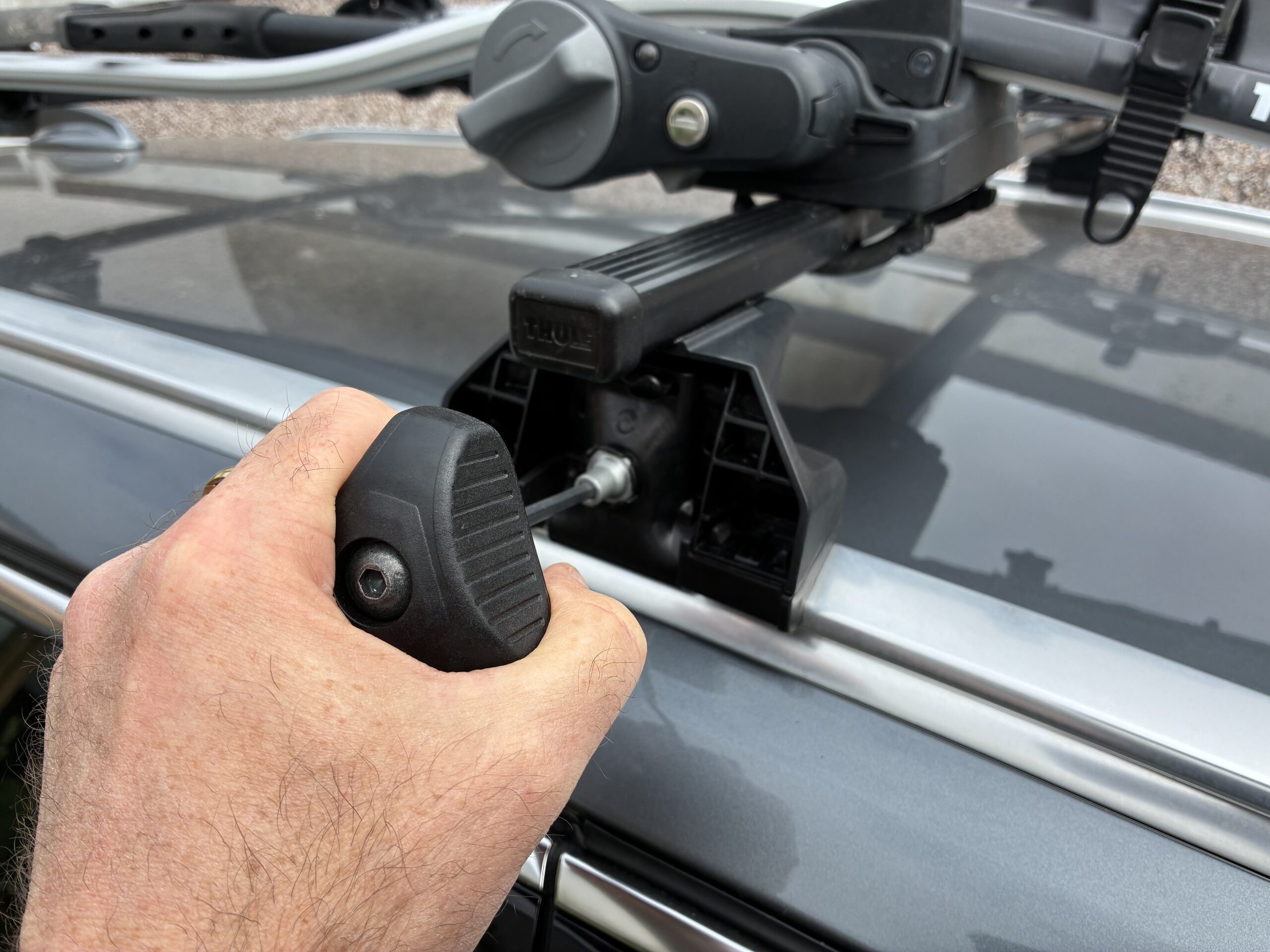 Start Rescue urges drivers to check roof racks ahead of long drives | Business Motoring
