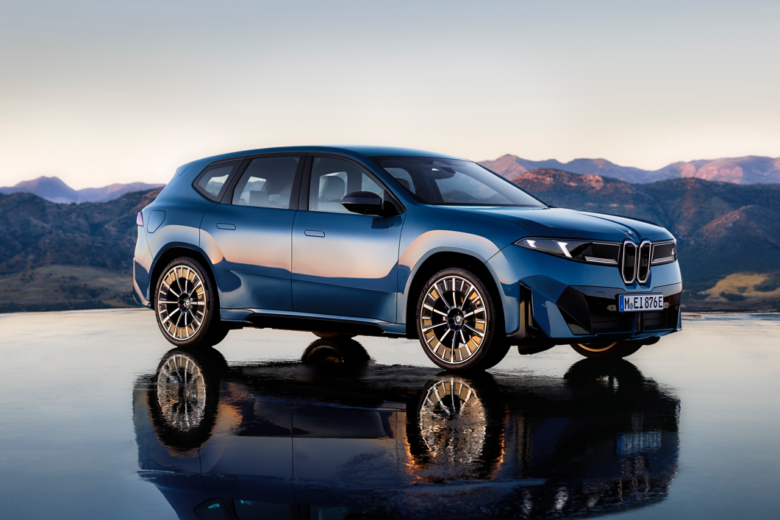 BMW iX3