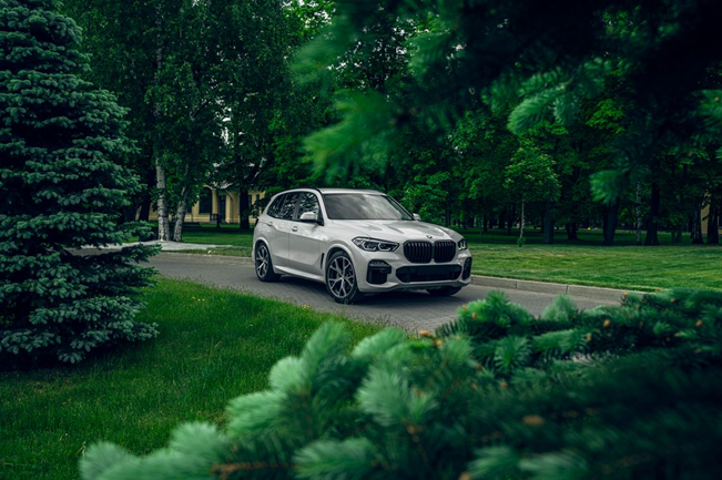 SUV