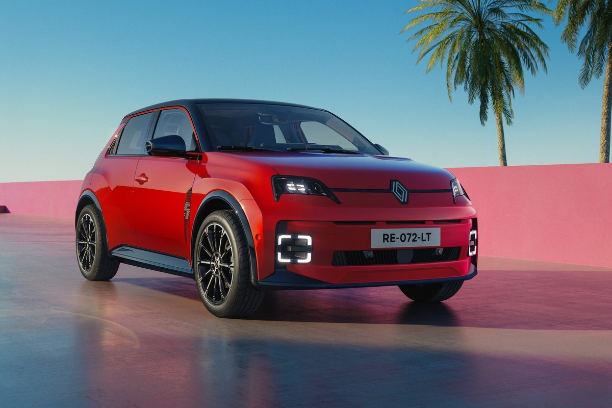 Renault 5 gains extra range and technology for MY27