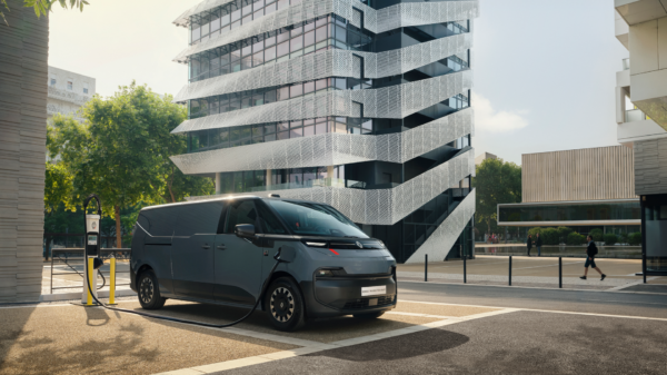 Renault Trucks reveals E-Tech Trafic at IAA | Business Motoring