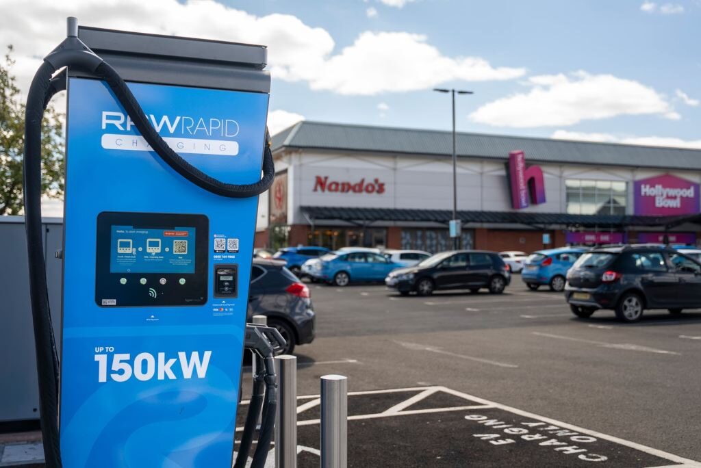 RAW marks opening of Wolverhampton hub with free charging | Business Motoring
