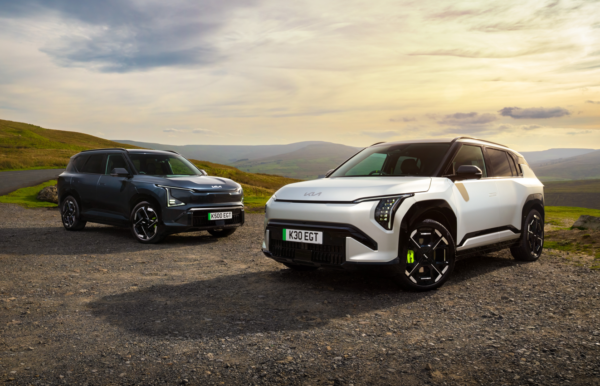 Kia releases UK pricing and specification for GT models | Business Motoring