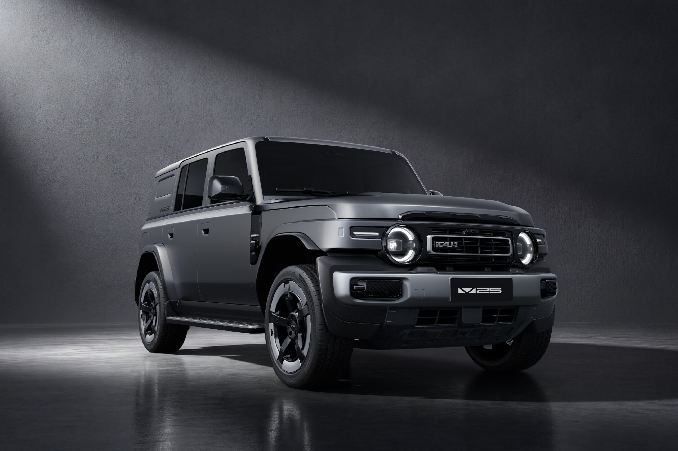 iCAUR reveals V25, UK sales unconfirmed | Business Motoring