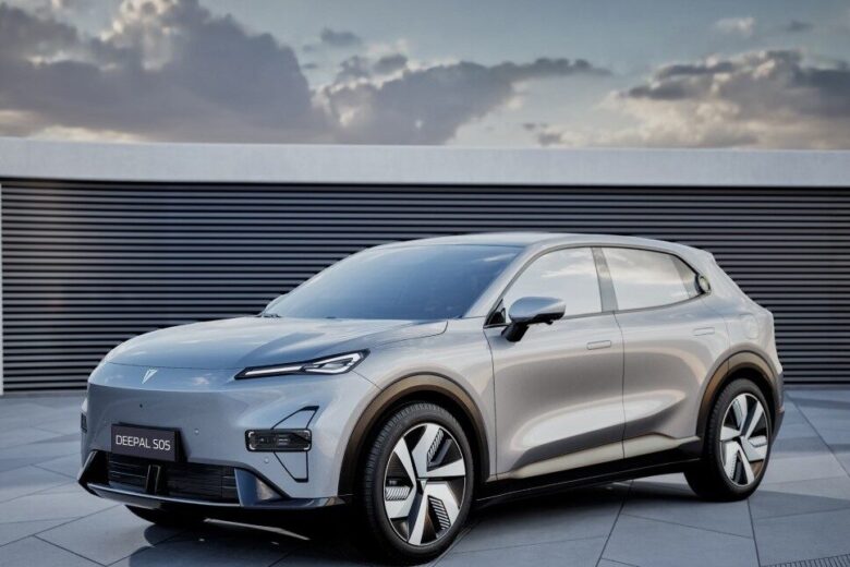 Changan DEEPAL S05 PHEV