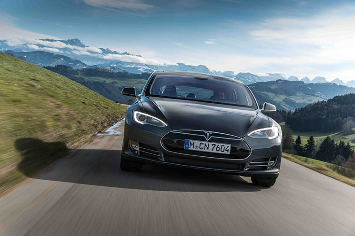 1419_Model S front shot_Fleetdrive