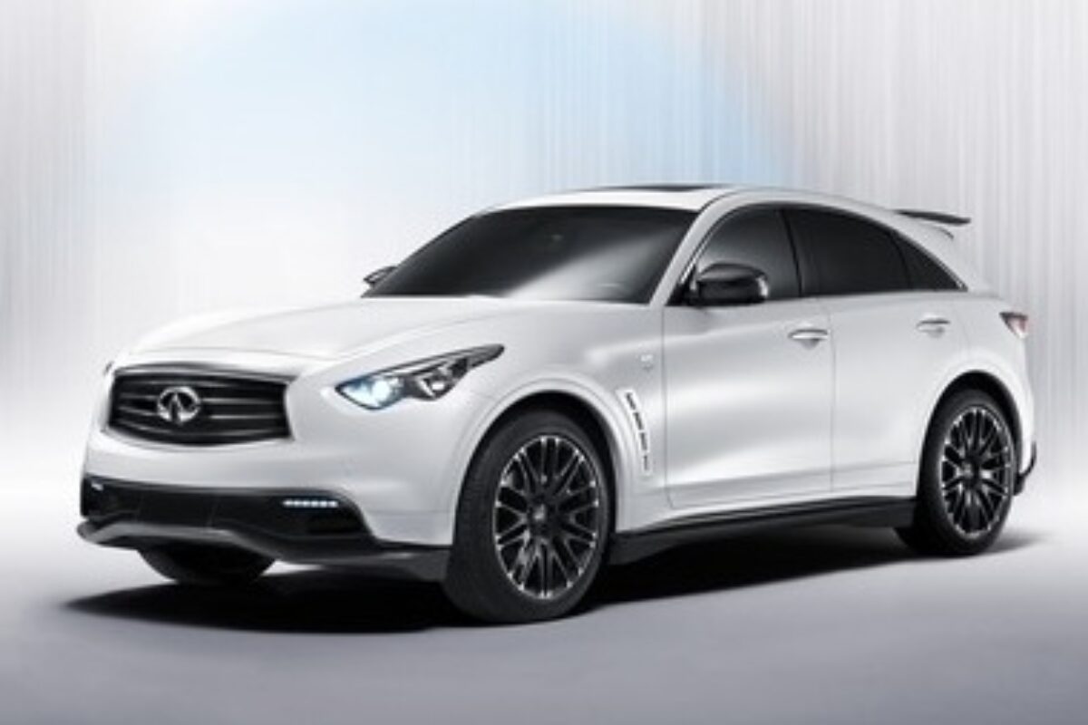 188_The_Infiniti_FX_Sebastian_Vettel