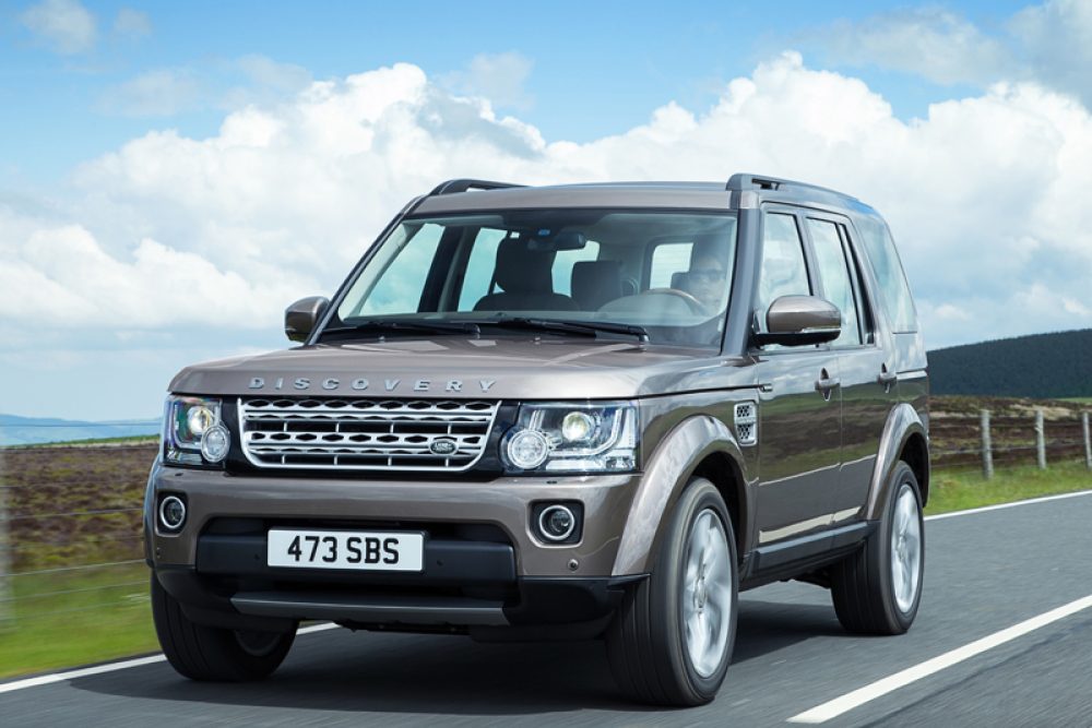 2015 Land Rover Discovery 800 crop