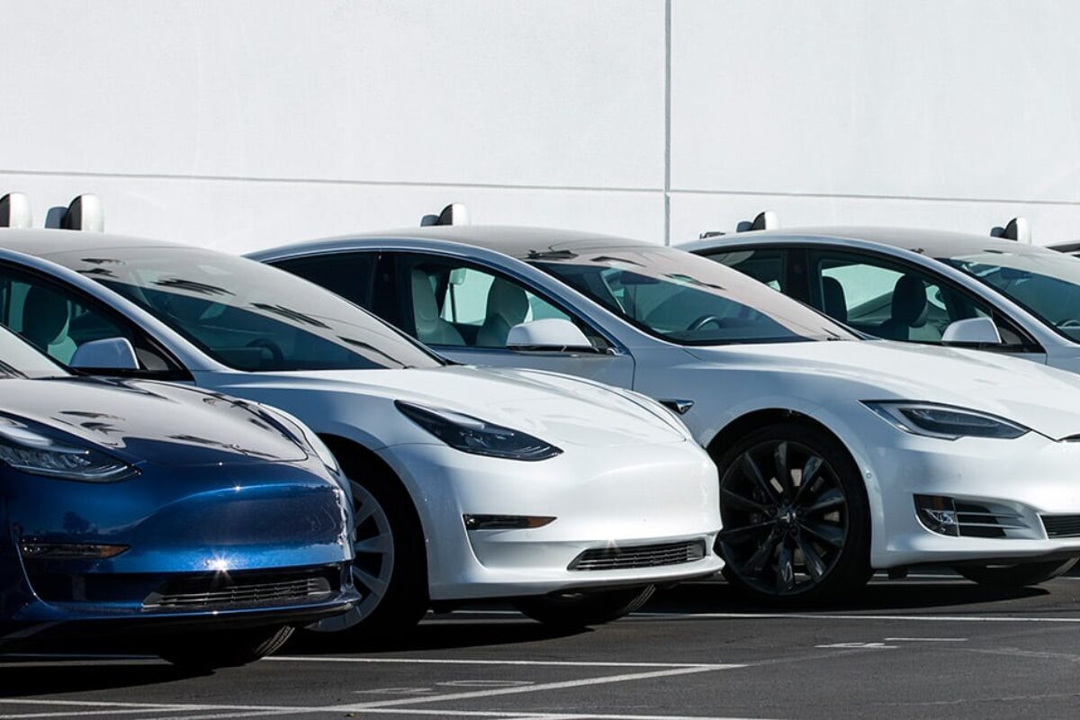2406 teslas