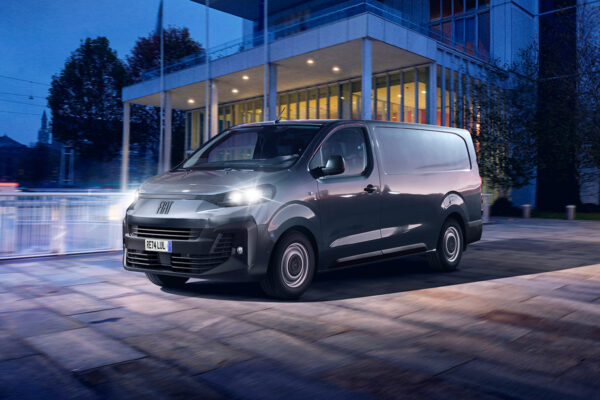 2507MG Fiat Scudo 04