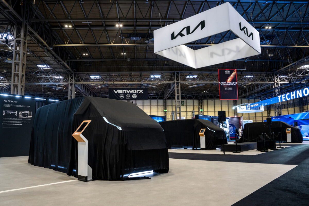 Kia CV Show
