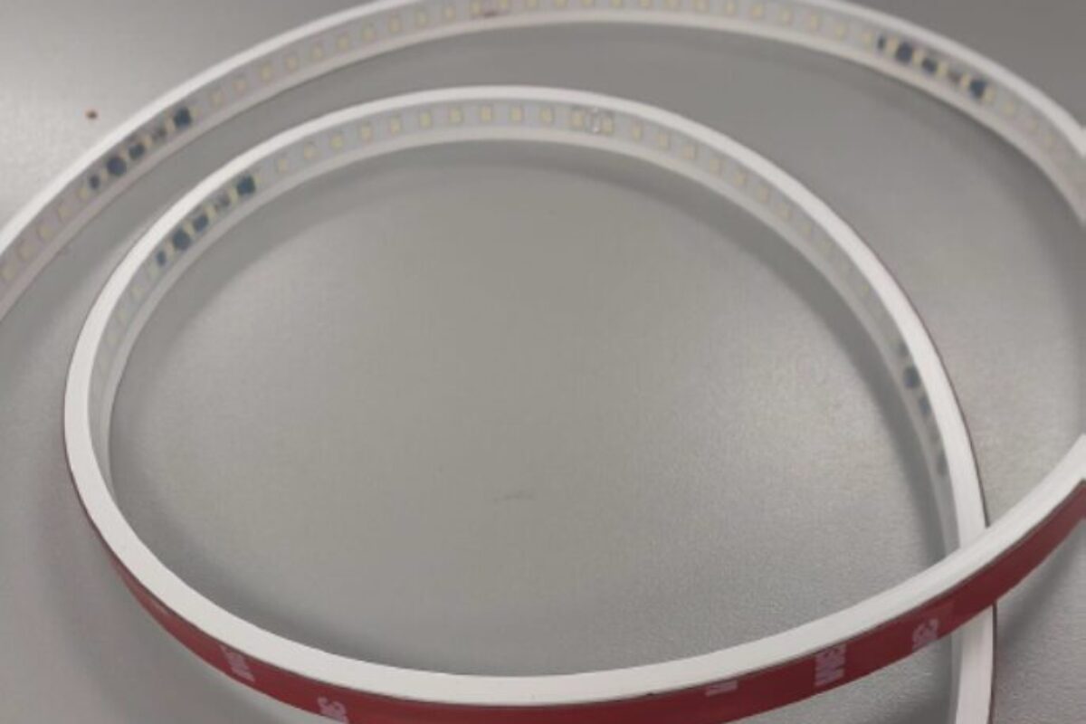 310625-Flexible-and-tough-Labcrafts-Orizon-FLEX-revolutionises-LED-lighting-for-commercial-vehicles1