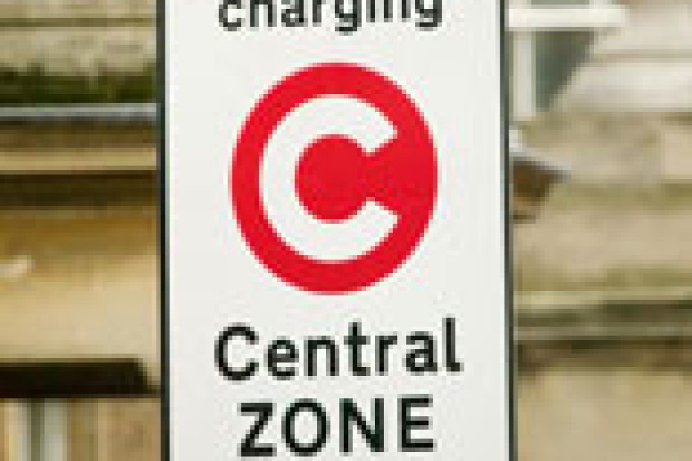 325_con charge sign155x246