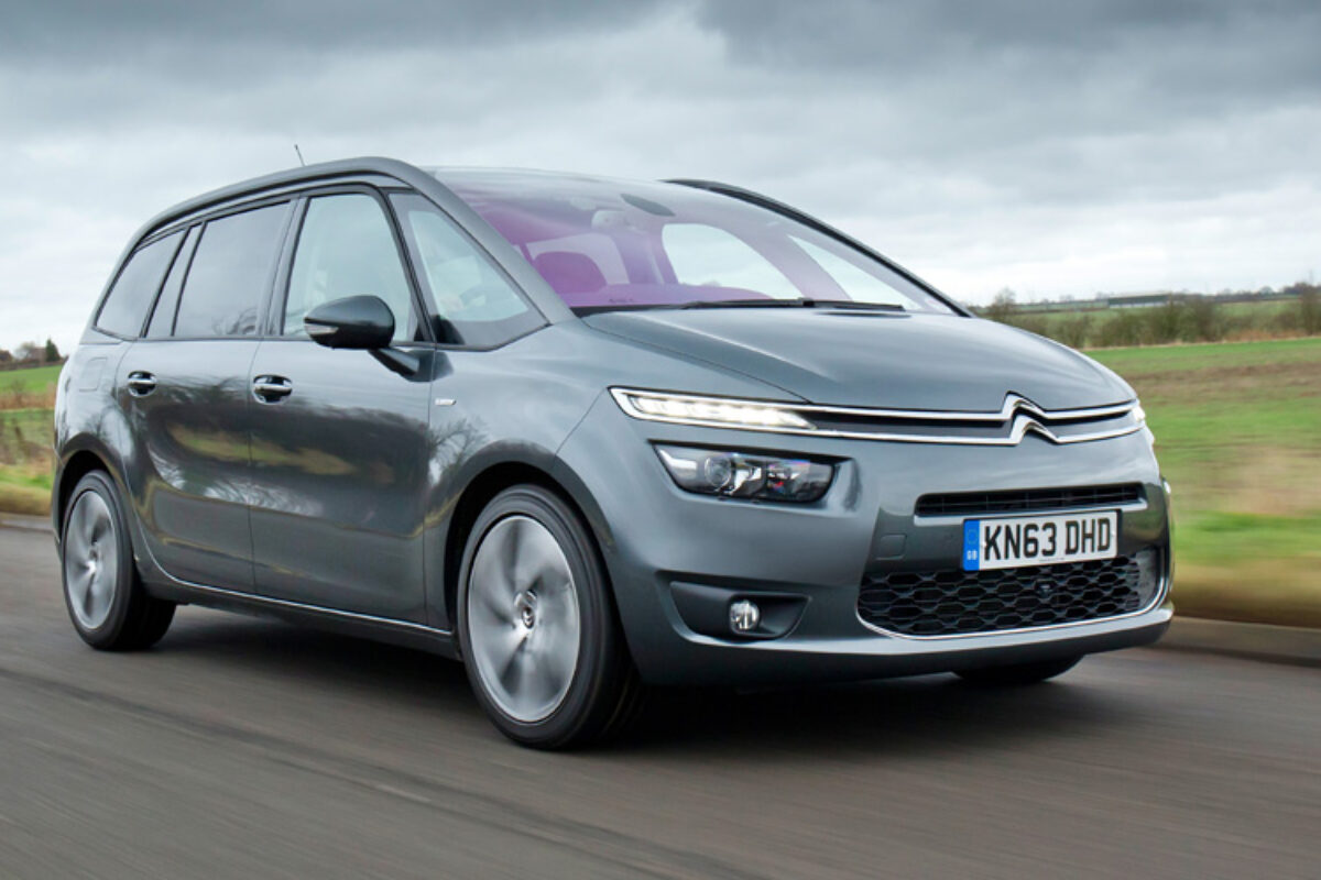 680_Citroen_Grand_C4_Picasso_review_action2