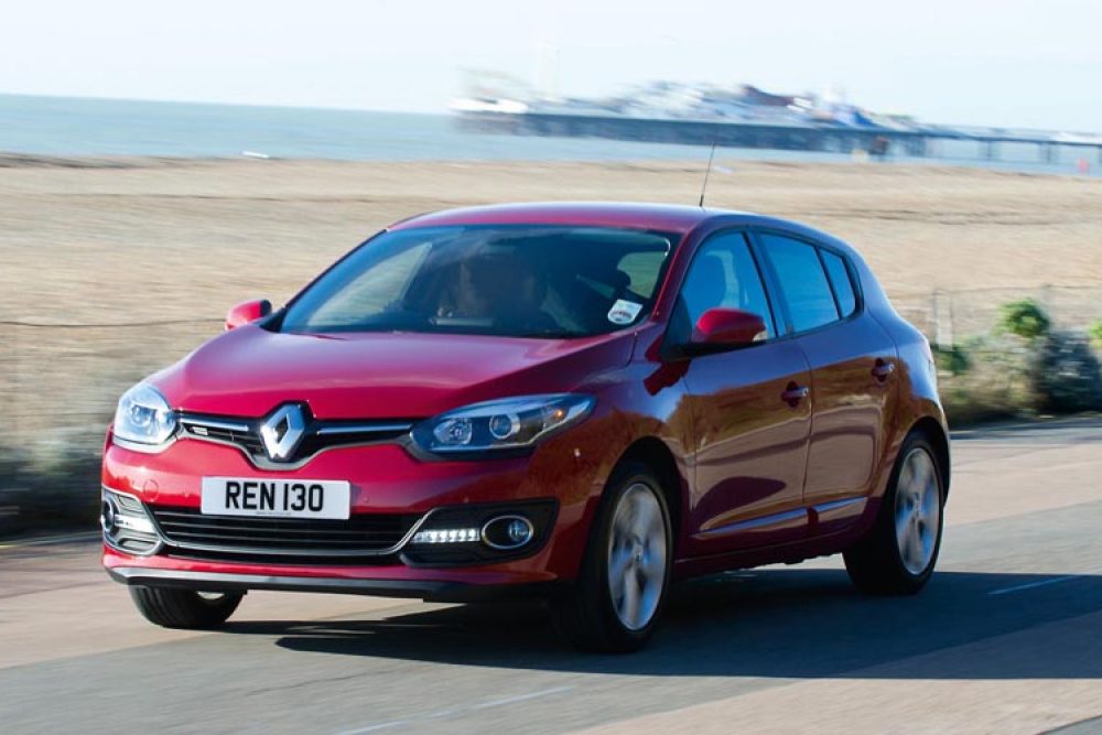 696_Renault_Megane_Hatch_review_action2