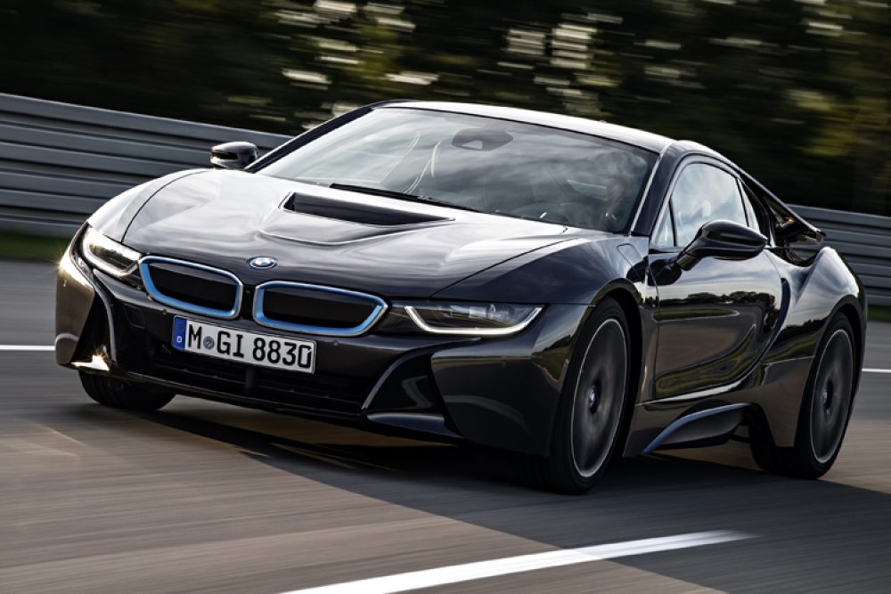 711_BMW_i8_review_actino2